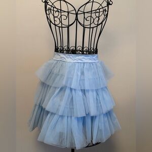 NWOT. MARBLE Sky Blue Tiered Tulle Skirt